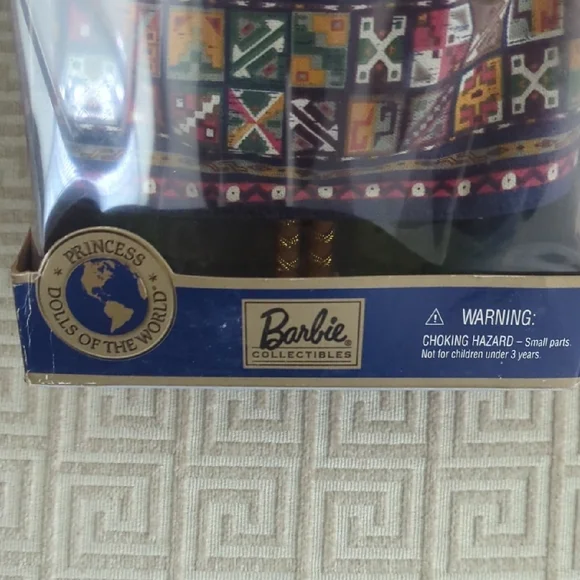 Barbie Princess Of The Incas Collection Doll in Blue and Gold - Picture 6 of 14